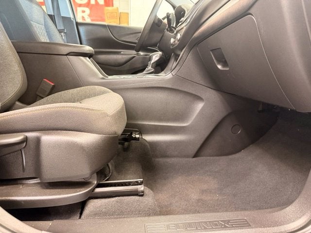 2023 Chevrolet Equinox LT w/ Collision Alert