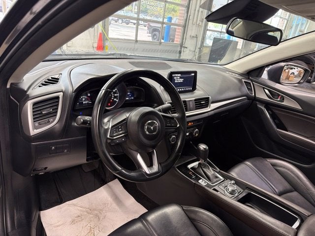 2018 Mazda Mazda3 Touring w/ Collision Alert