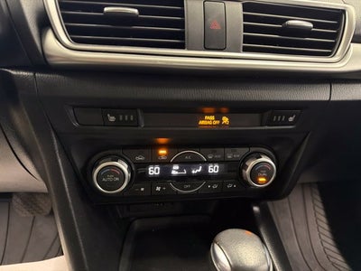 2018 Mazda Mazda3 Touring w/ Collision Alert