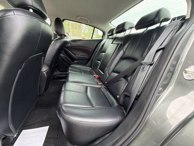 2018 Mazda Mazda3 Touring w/ Collision Alert