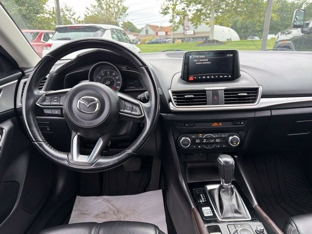 2018 Mazda Mazda3 Touring w/ Collision Alert