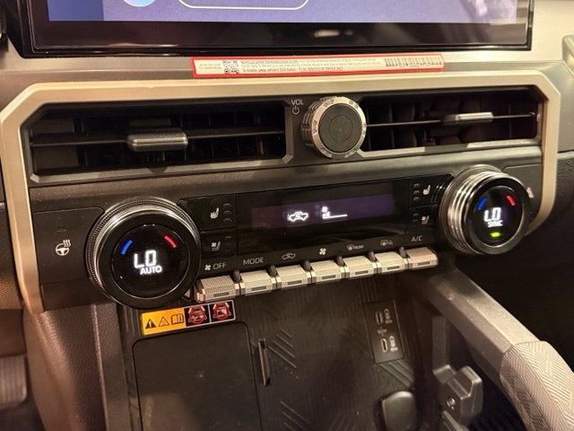 2024 Toyota Tacoma TRD Off-Road w/ BLIND SPOT ALERT