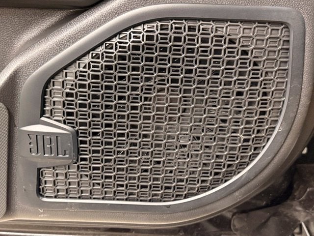2024 Toyota Tacoma TRD Off-Road w/ BLIND SPOT ALERT