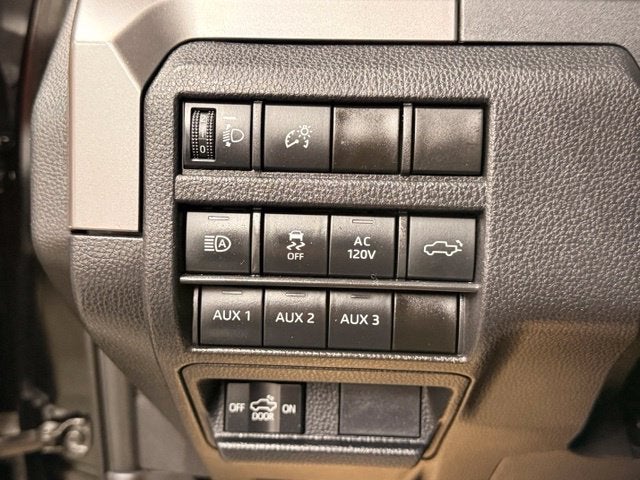2024 Toyota Tacoma TRD Off-Road w/ BLIND SPOT ALERT