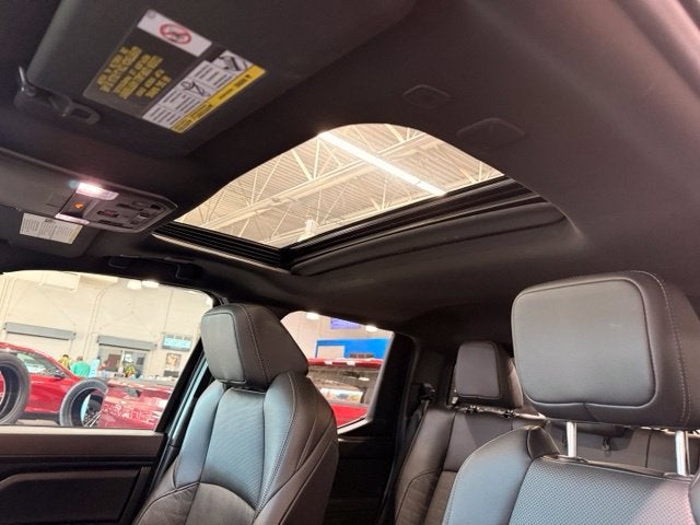 2024 Toyota Tacoma TRD Off-Road w/ BLIND SPOT ALERT