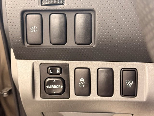 2014 Toyota Tacoma Base V6 w/ BACKUP CAM