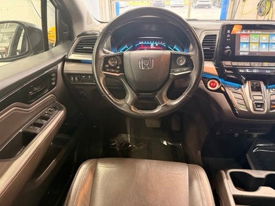 2021 Honda Odyssey Touring W/ POWER SLIDING DOORS