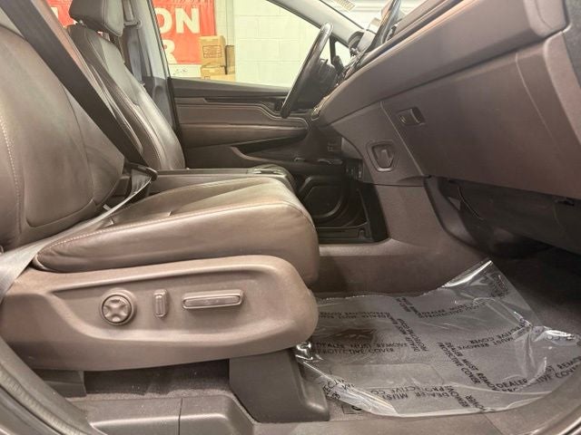 2021 Honda Odyssey Touring W/ POWER SLIDING DOORS