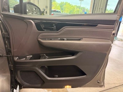 2021 Honda Odyssey Touring W/ POWER SLIDING DOORS