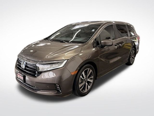 2021 Honda Odyssey Touring W/ POWER SLIDING DOORS