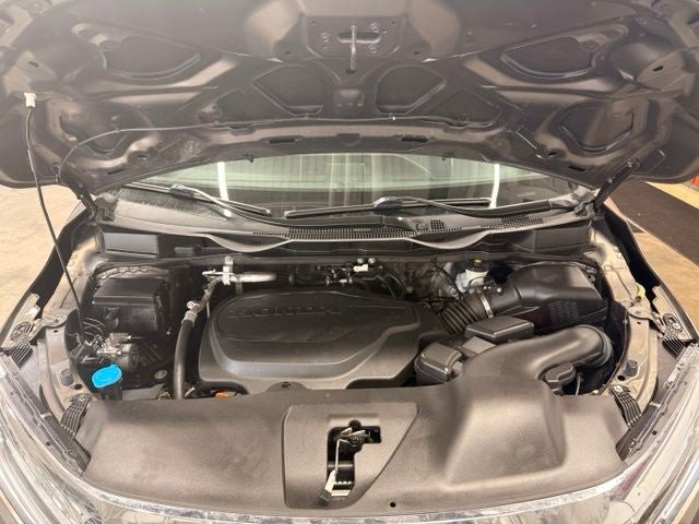2021 Honda Odyssey Touring W/ POWER SLIDING DOORS