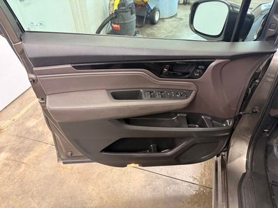 2021 Honda Odyssey Touring W/ POWER SLIDING DOORS