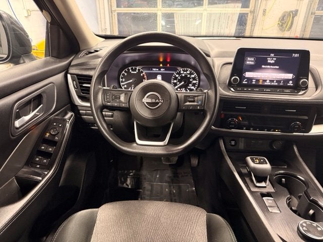 2024 Nissan Rogue SV AWD w/ Collision Alert