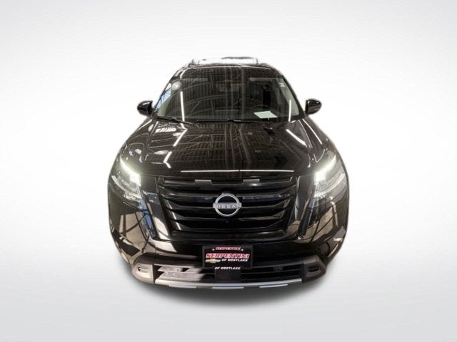 2023 Nissan Pathfinder SL AWD w/ POWER LIFTGATE