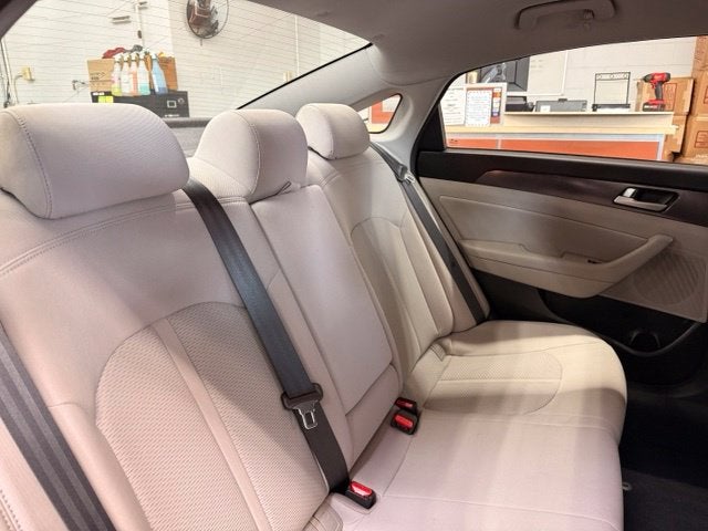 2016 Hyundai Sonata Sport w/ Bluetooth