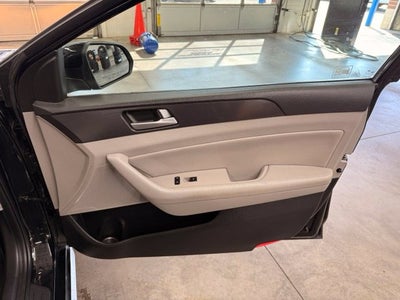 2016 Hyundai Sonata Sport w/ Bluetooth