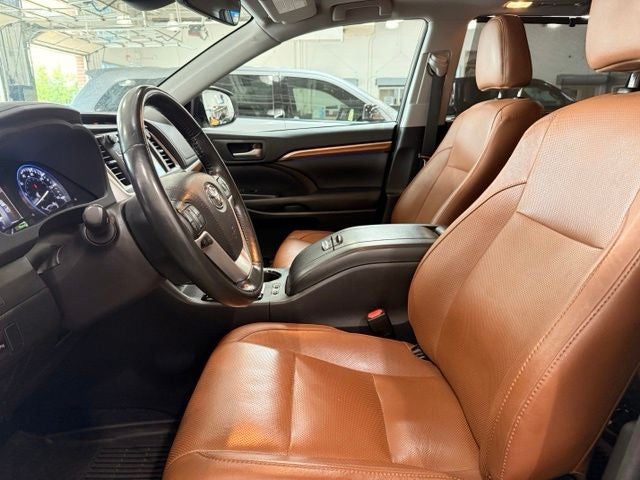 2017 Toyota Highlander Limited