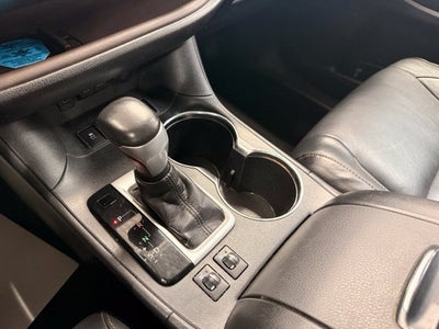 2017 Toyota Highlander XLE AWD W/ COLLISION ALERT