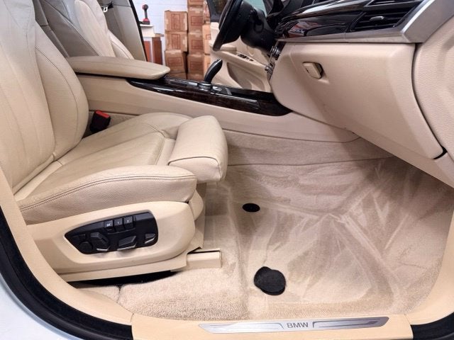 2015 BMW X5 xDrive50i w/ Htd Seats/Steering Wheel