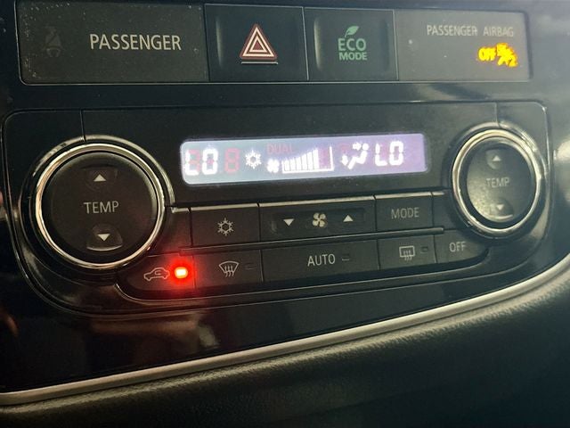 2018 Mitsubishi Outlander ES