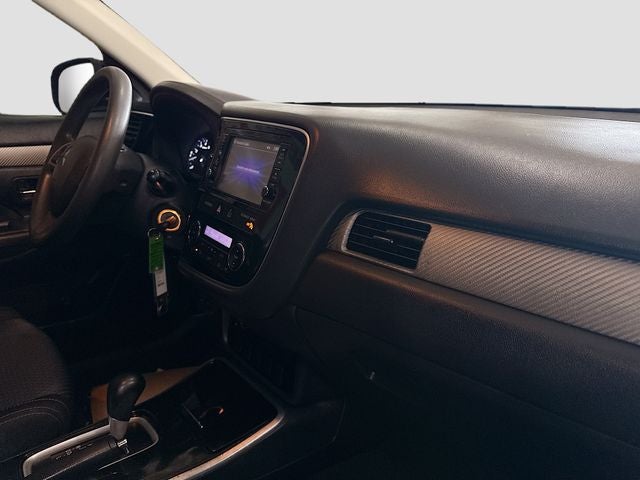 2018 Mitsubishi Outlander ES