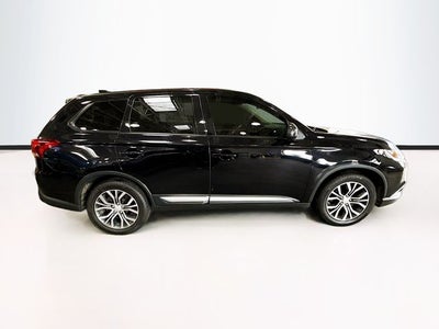 2018 Mitsubishi Outlander ES