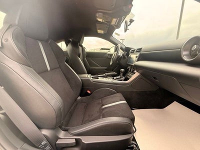 2025 Toyota GR86 Premium