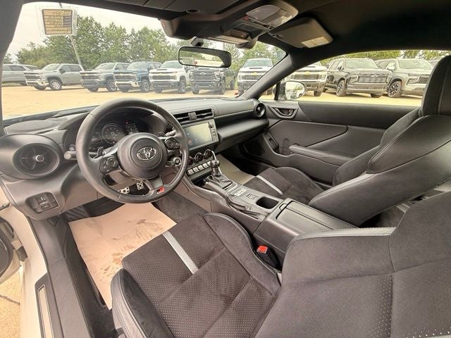 2025 Toyota GR86 Premium