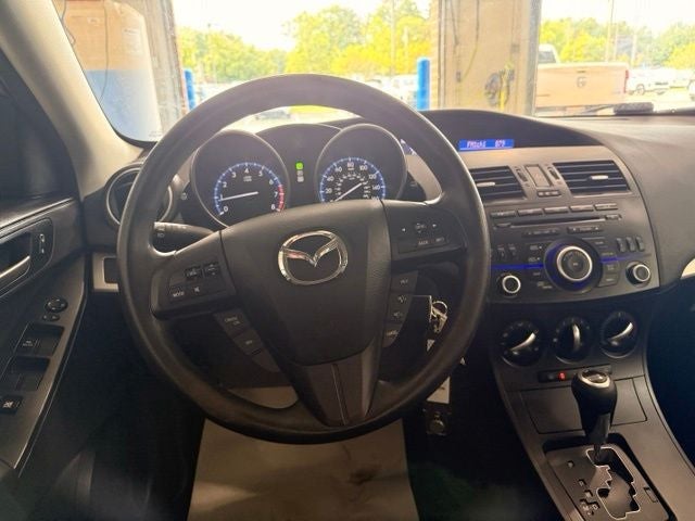 2013 Mazda Mazda3 i Sport