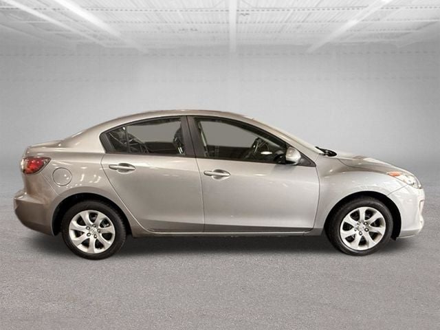 2013 Mazda Mazda3 i Sport