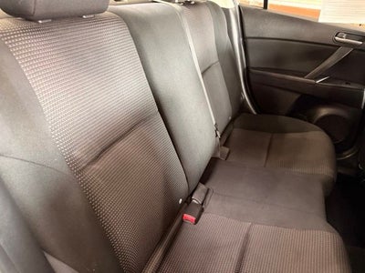 2013 Mazda Mazda3 i Sport