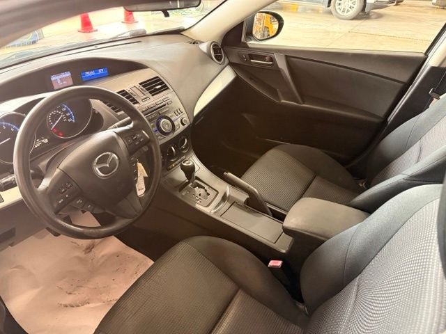 2013 Mazda Mazda3 i Sport
