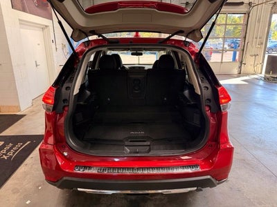2017 Nissan Rogue SV AWD w/ Heated Seats