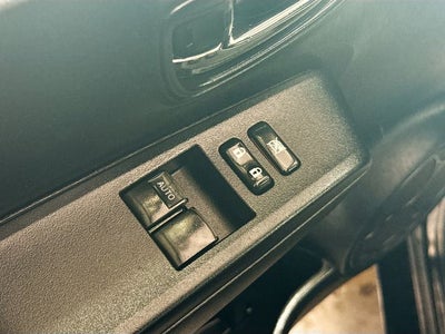 2013 Toyota Yaris LE