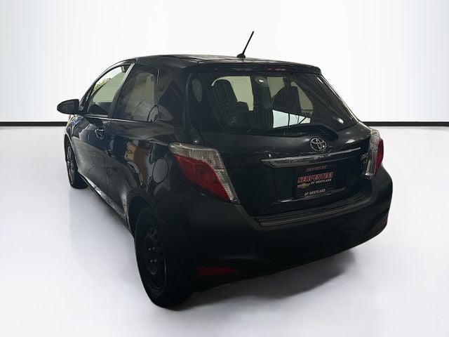 2013 Toyota Yaris LE