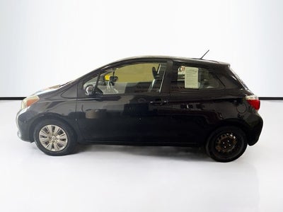 2013 Toyota Yaris LE