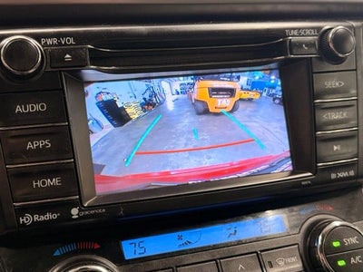 2018 Toyota RAV4 XLE w/ Blind Spot Alert