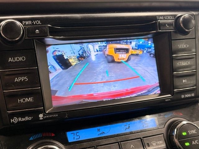 2018 Toyota RAV4 XLE w/ Blind Spot Alert