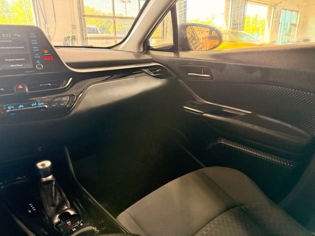 2020 Toyota C-HR LE