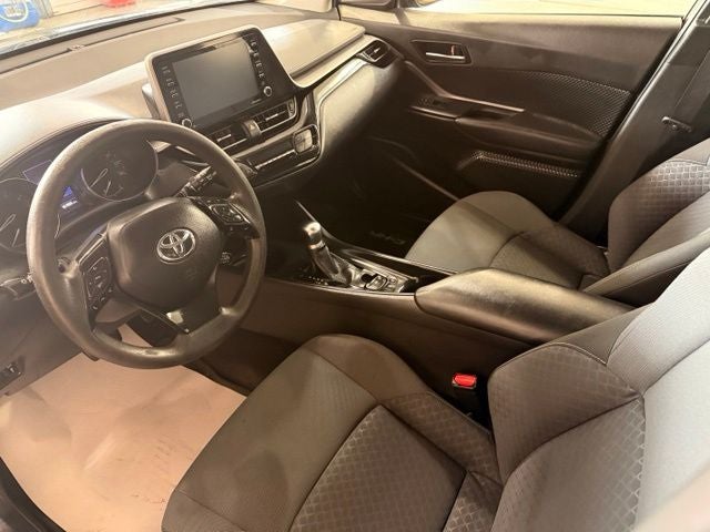 2020 Toyota C-HR LE