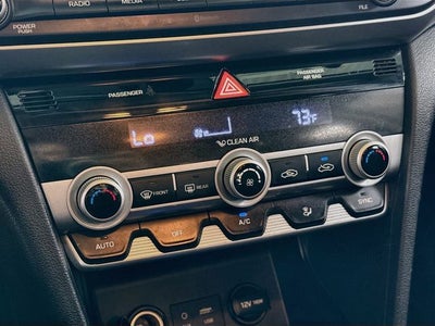 2020 Hyundai Elantra SE