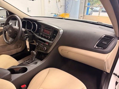 2015 Kia Optima LX w/ Auto Headlights