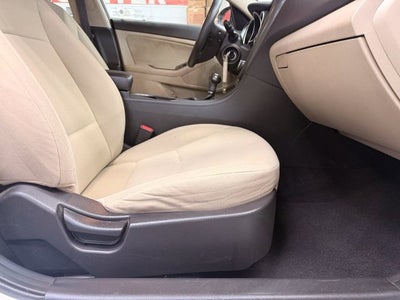 2015 Kia Optima LX w/ Auto Headlights