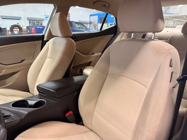 2015 Kia Optima LX w/ Auto Headlights