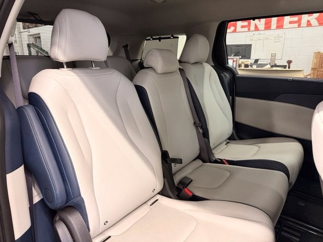 2026 Kia Carnival EX w/ BLIND SPOT ALERT