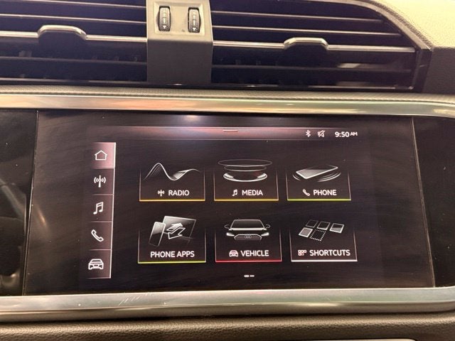 2021 Audi Q3 Premium quattro w/ Pwr Liftgate