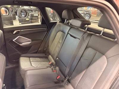 2021 Audi Q3 Premium quattro w/ Pwr Liftgate