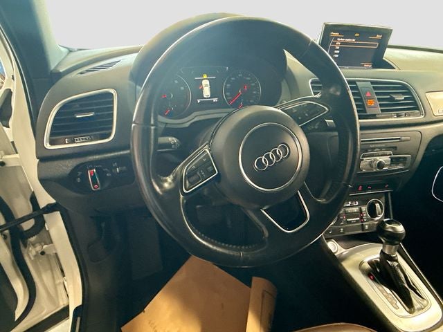 2018 Audi Q3 2.0T Premium quattro