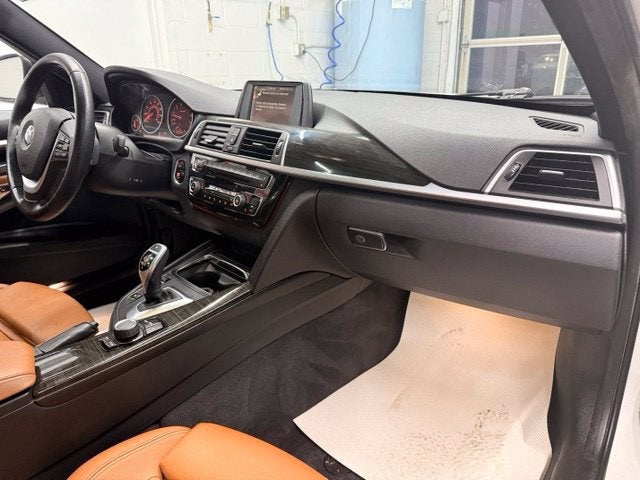 2017 BMW 3 Series 330i w/ CRUISE CONTROL