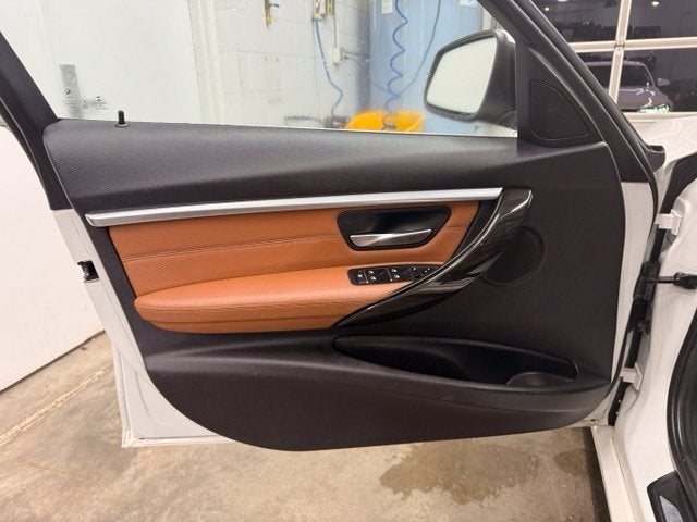2017 BMW 3 Series 330i w/ CRUISE CONTROL